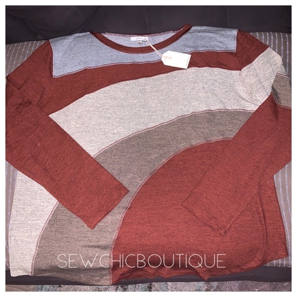 Burgundy Long Sleeve Retro Pattern Top - Picture 4 of 6